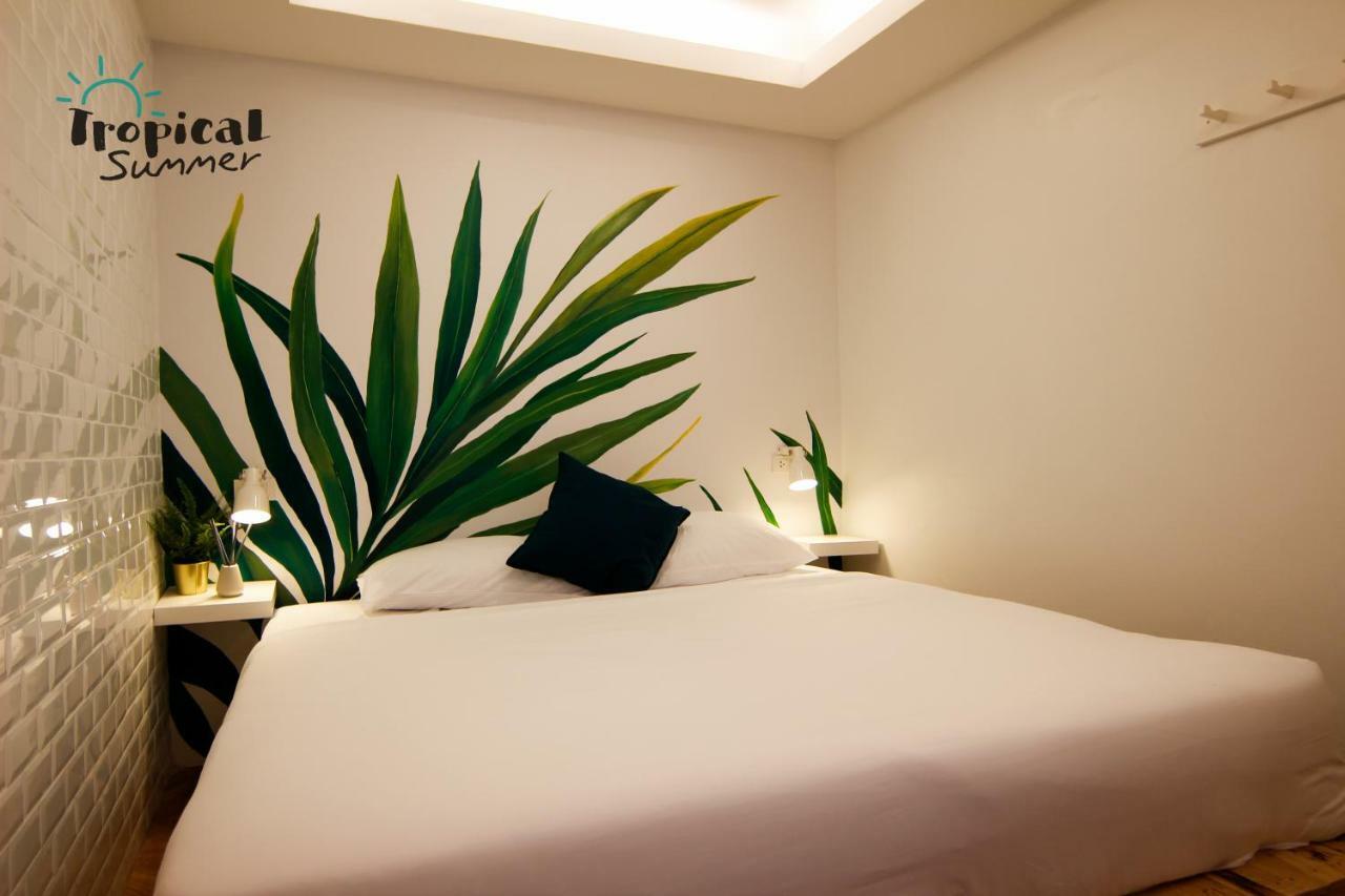 Tropical Summer Hostel Bangkok Extérieur photo