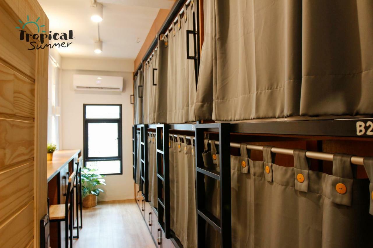 Tropical Summer Hostel Bangkok Extérieur photo