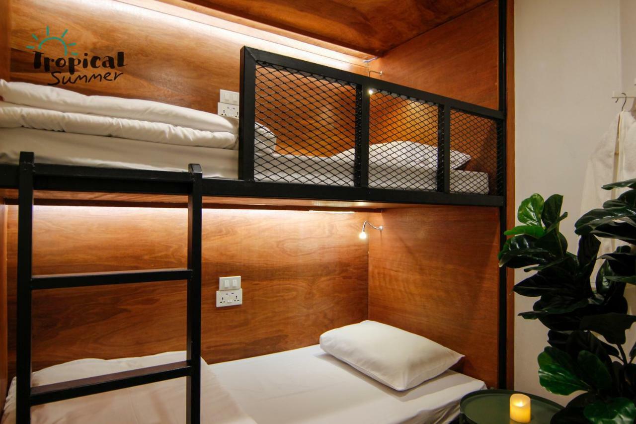 Tropical Summer Hostel Bangkok Extérieur photo