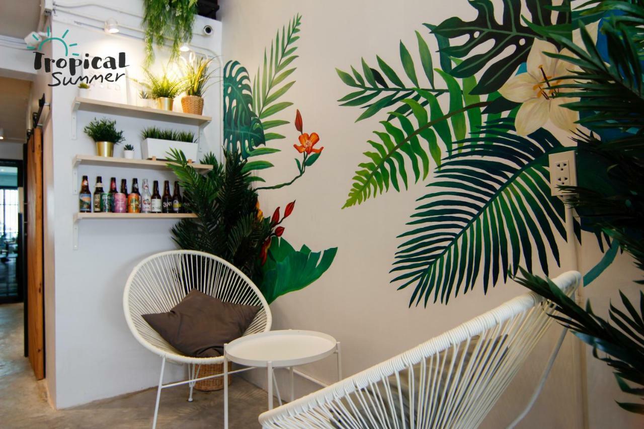 Tropical Summer Hostel Bangkok Extérieur photo